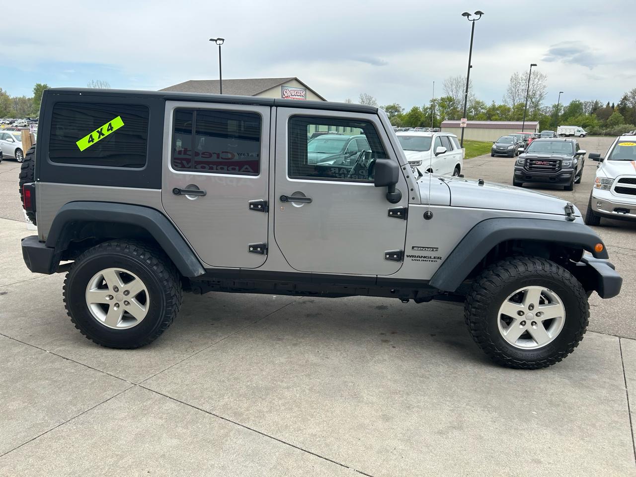 Jeep Wrangler Unlimited Sport 4WD 2013