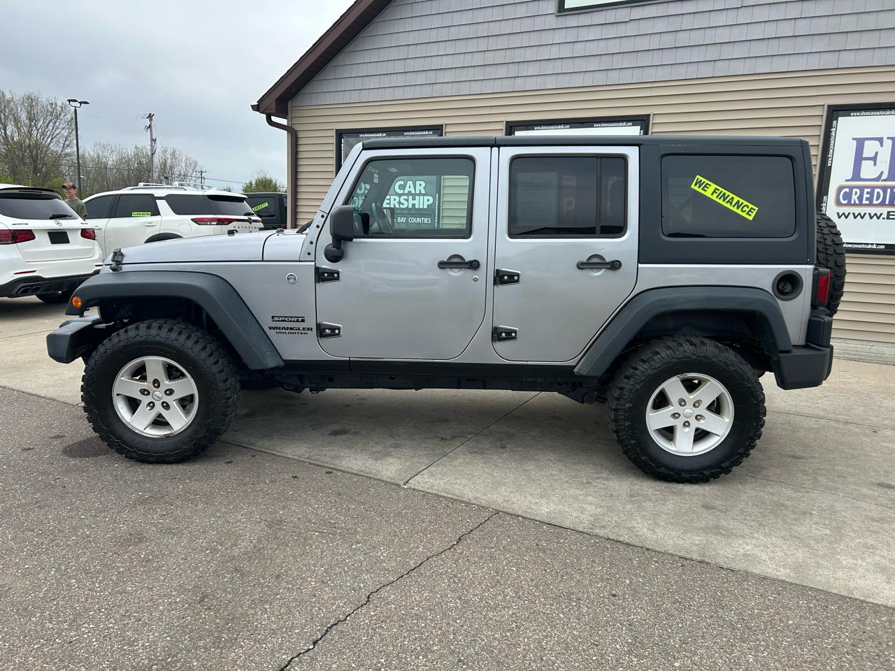 Jeep Wrangler Unlimited Sport 4WD 2013