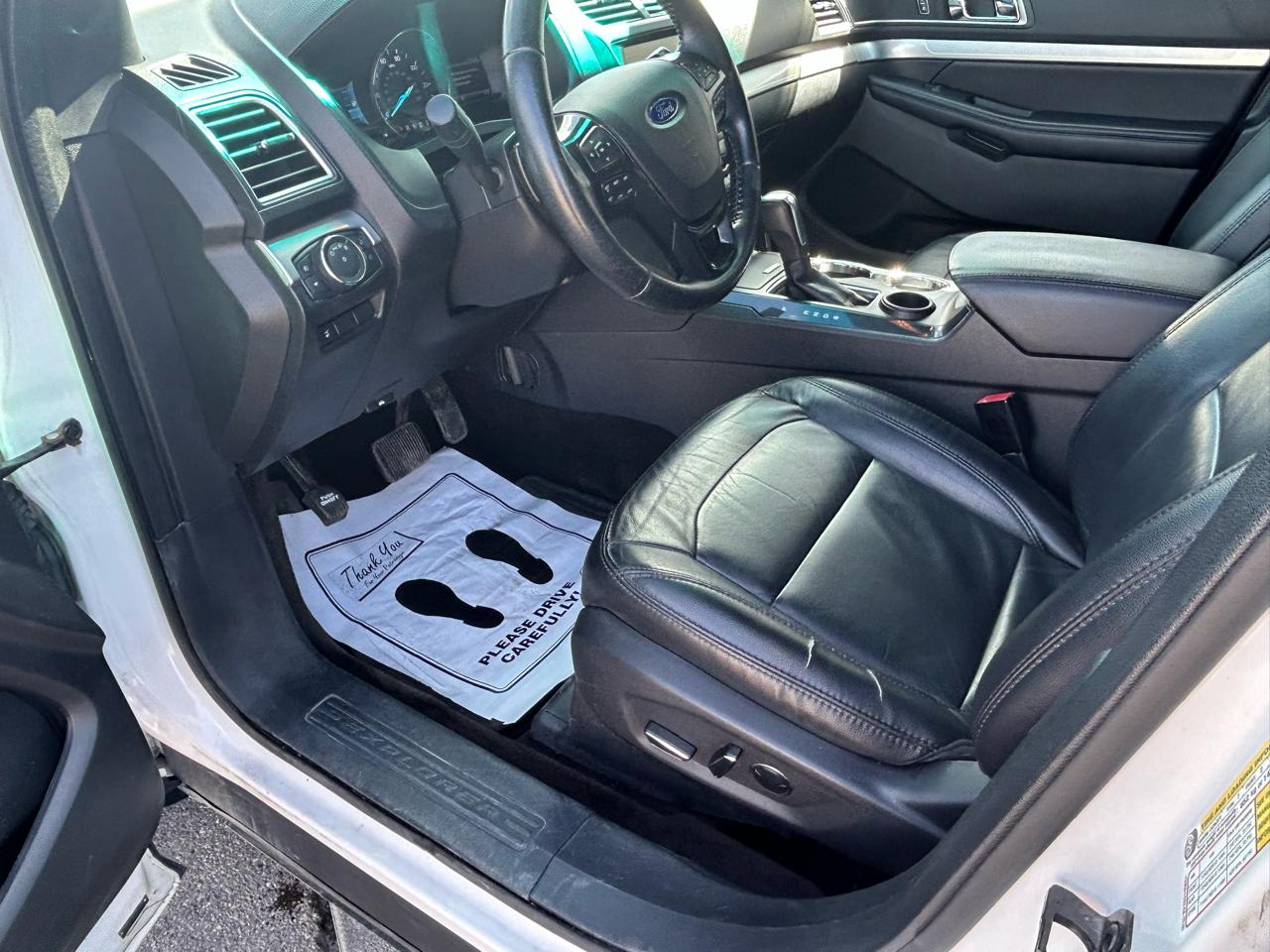 Ford Explorer XLT FWD 2016