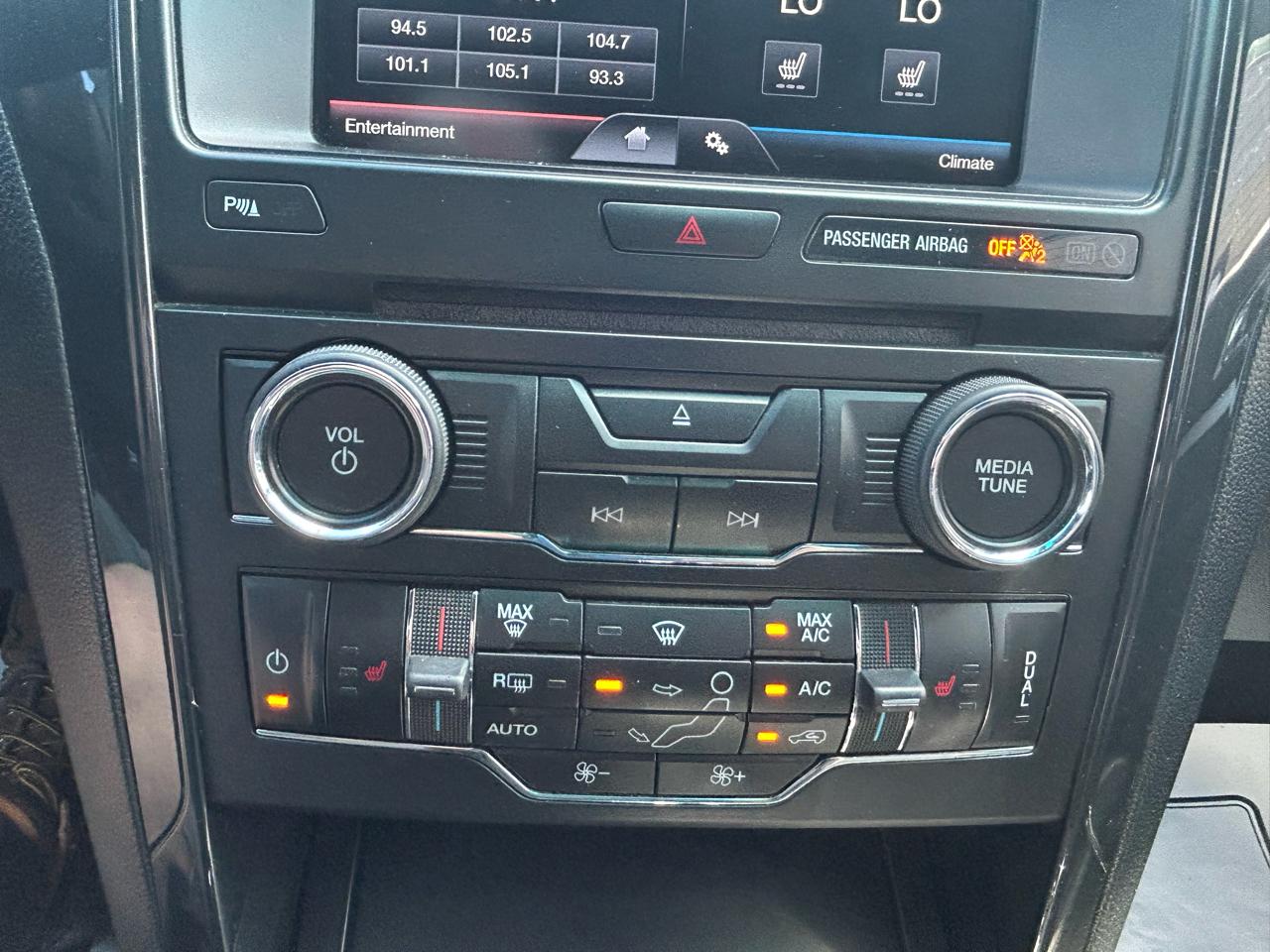 Ford Explorer XLT FWD 2016