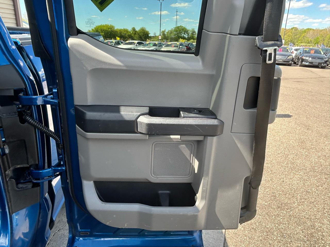Ford F-150 4WD SuperCab 145" XL 2018