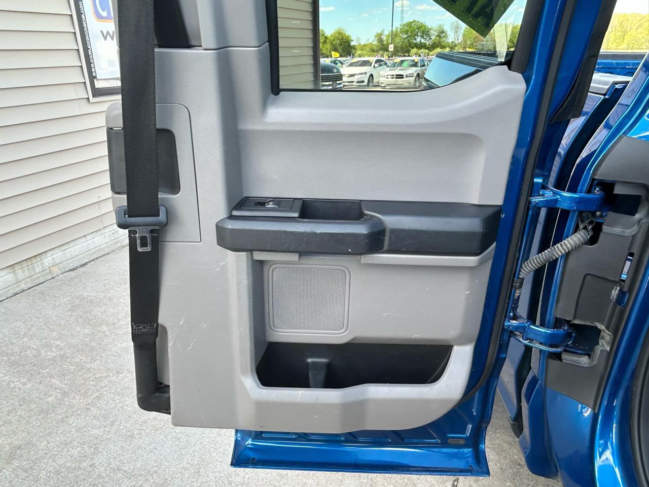 Ford F-150 4WD SuperCab 145" XL 2018