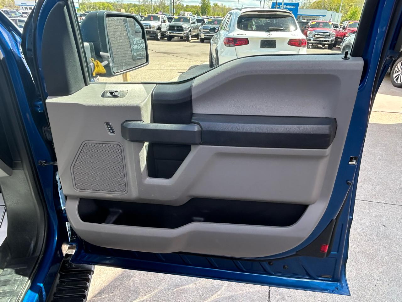 Ford F-150 4WD SuperCab 145" XL 2018