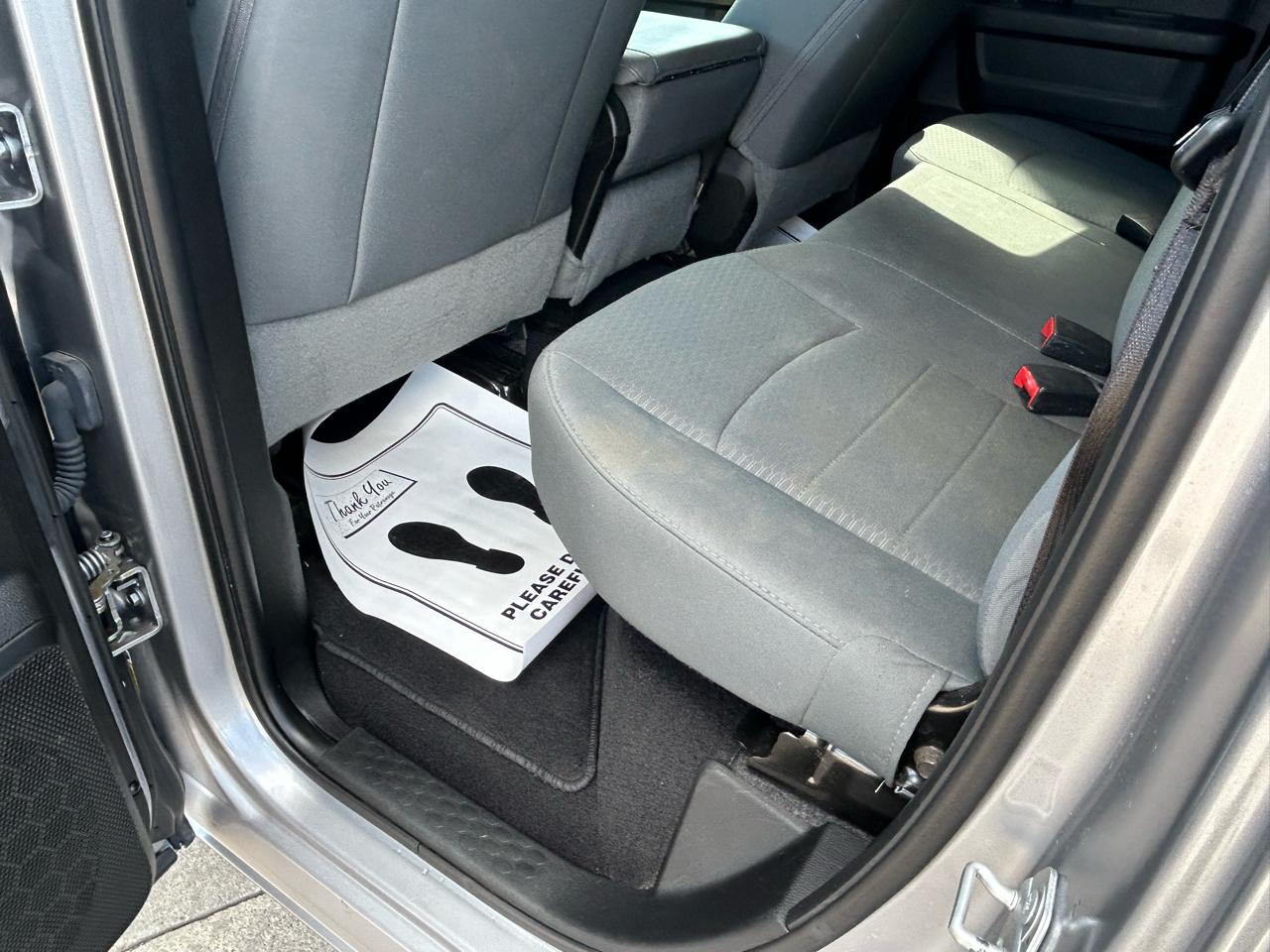 RAM 1500 Classic Tradesman Quad Cab 4WD 2020