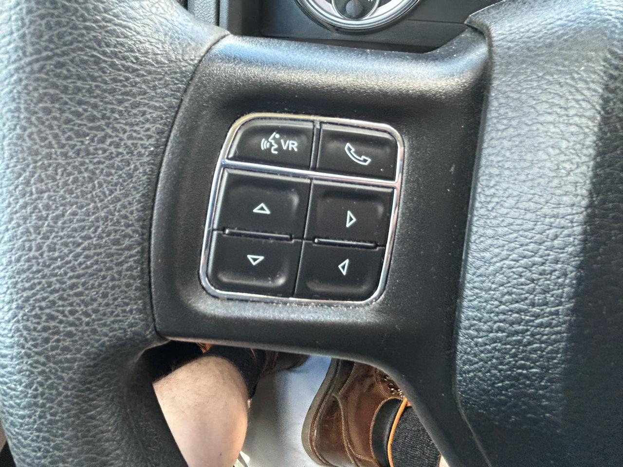 RAM 1500 Classic Tradesman Quad Cab 4WD 2020