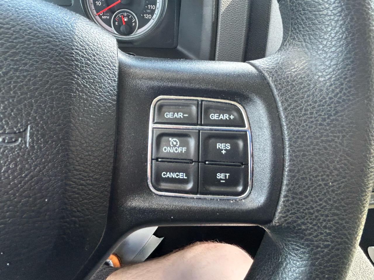 RAM 1500 Classic Tradesman Quad Cab 4WD 2020