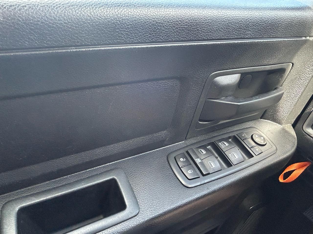 RAM 1500 Classic Tradesman Quad Cab 4WD 2020