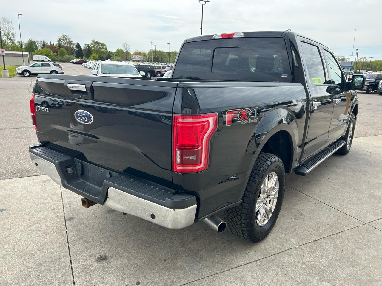 Ford F-150 4WD SuperCrew 139" XLT 2017