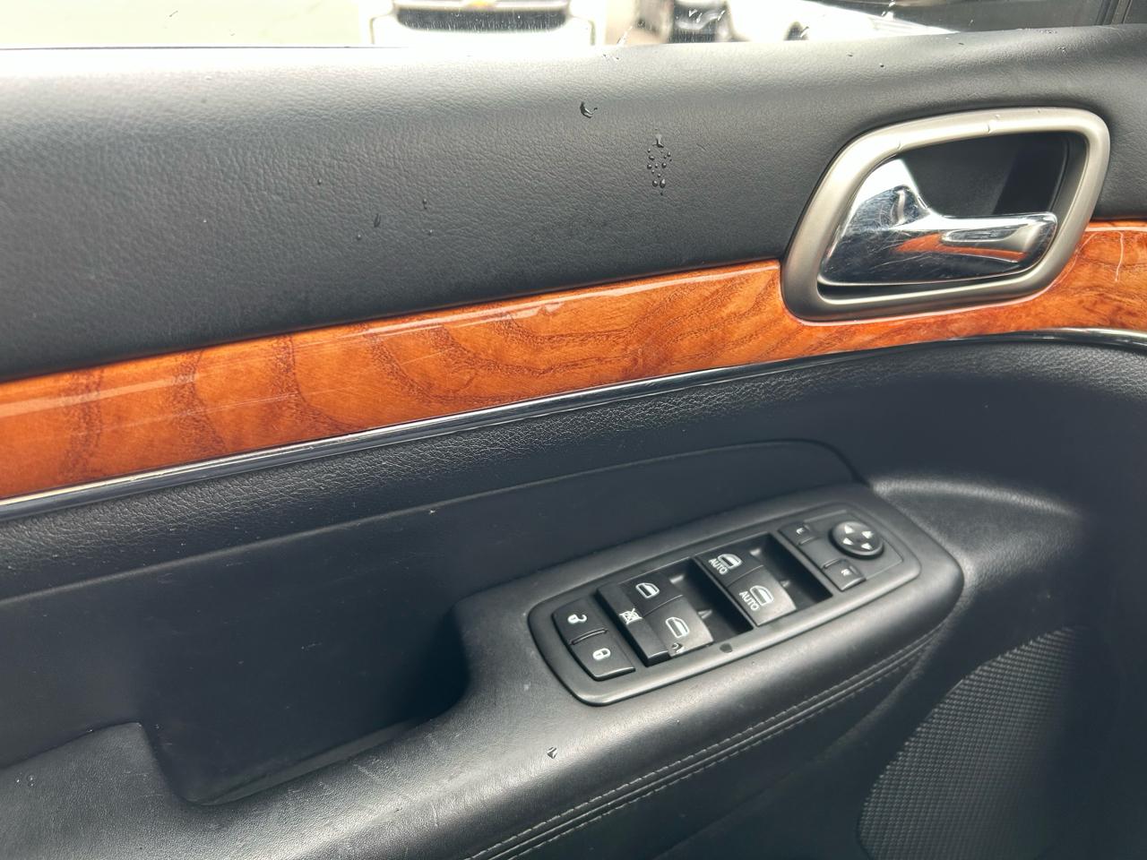 Jeep Grand Cherokee Overland 4WD 2013