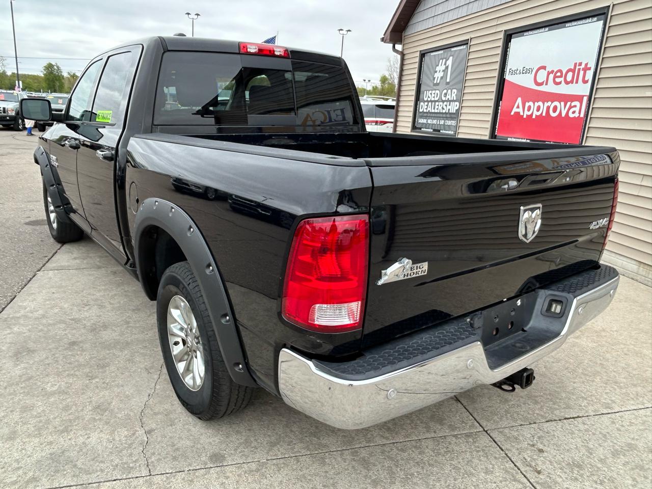 RAM 1500 SLT Crew Cab SWB 4WD 2013