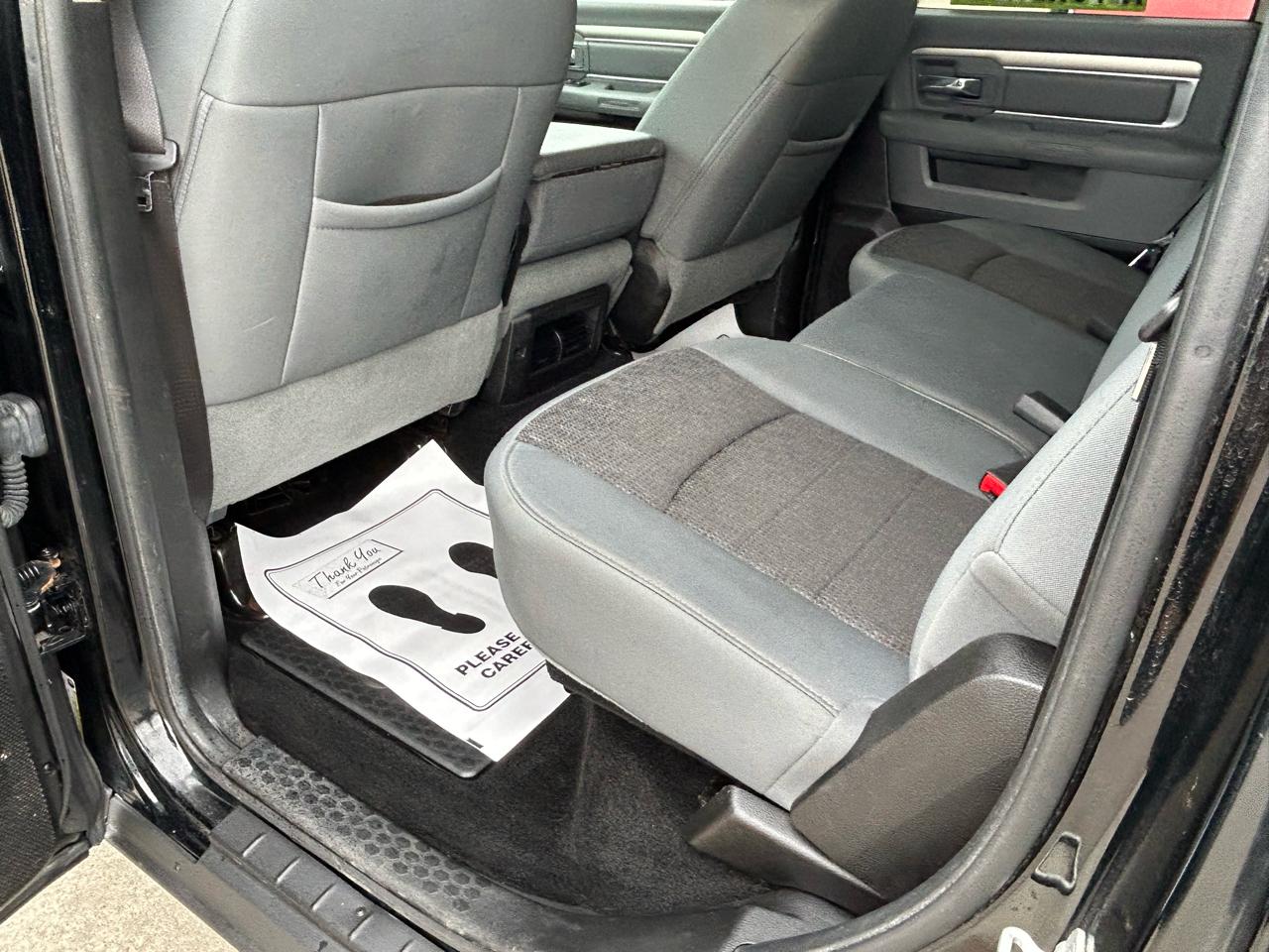 RAM 1500 SLT Crew Cab SWB 4WD 2013