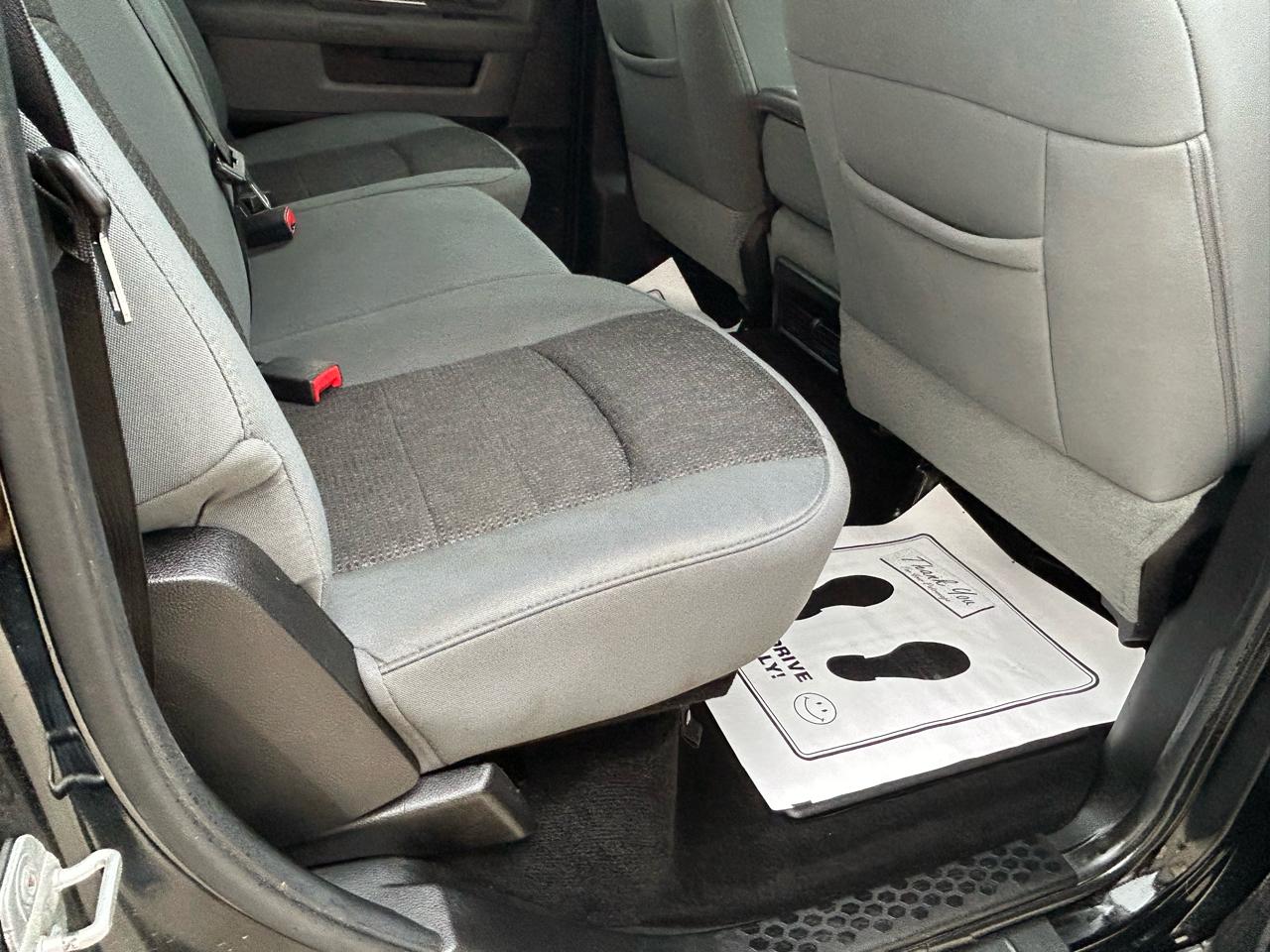 RAM 1500 SLT Crew Cab SWB 4WD 2013