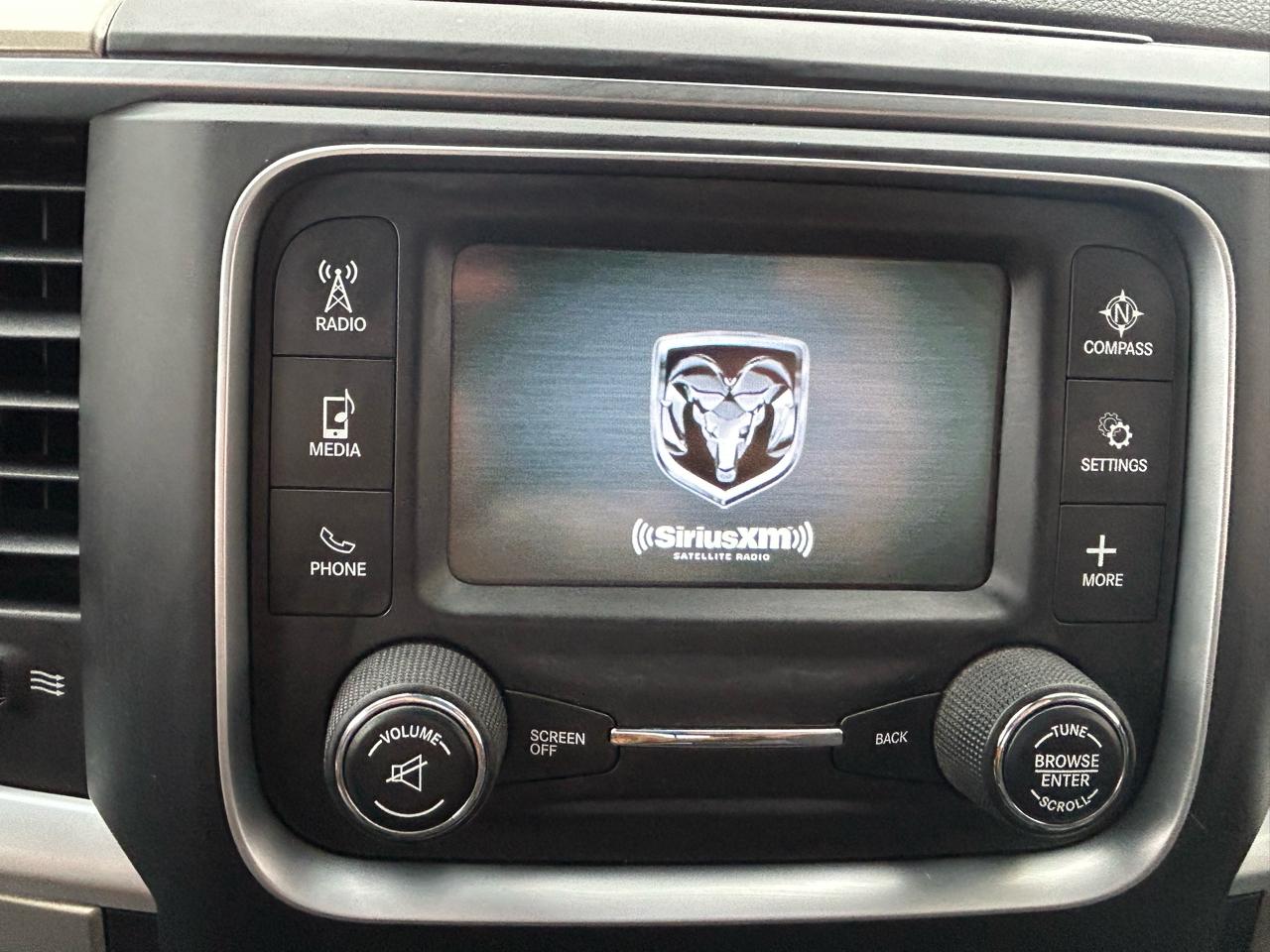 RAM 1500 SLT Crew Cab SWB 4WD 2013