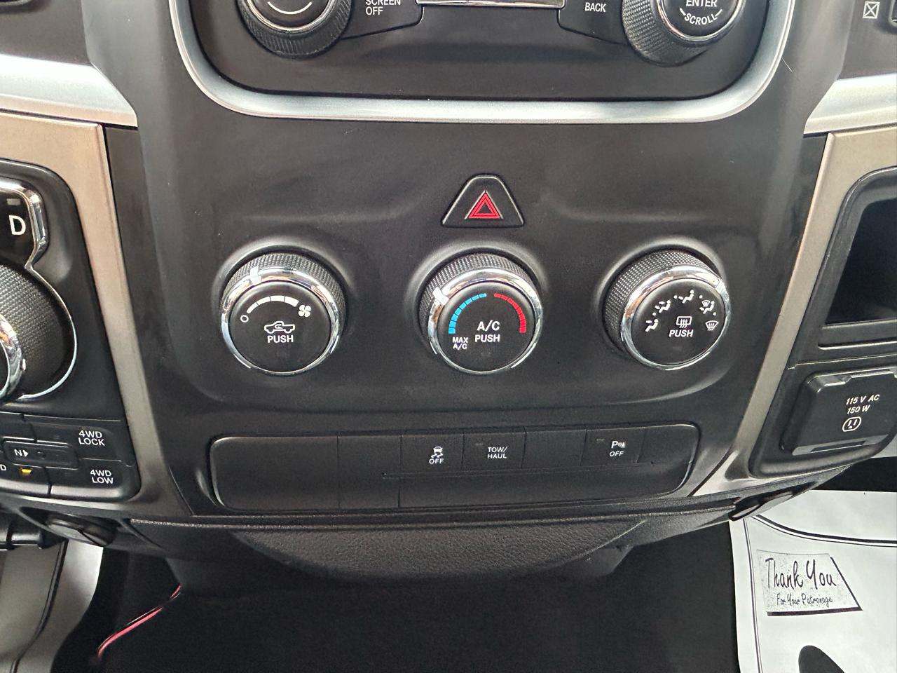 RAM 1500 SLT Crew Cab SWB 4WD 2013