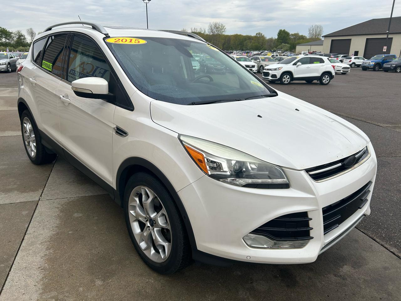 Ford Escape Titanium 4WD 2015