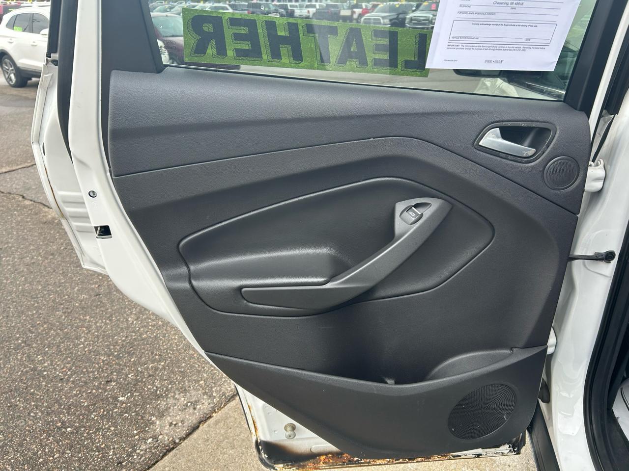 Ford Escape Titanium 4WD 2015