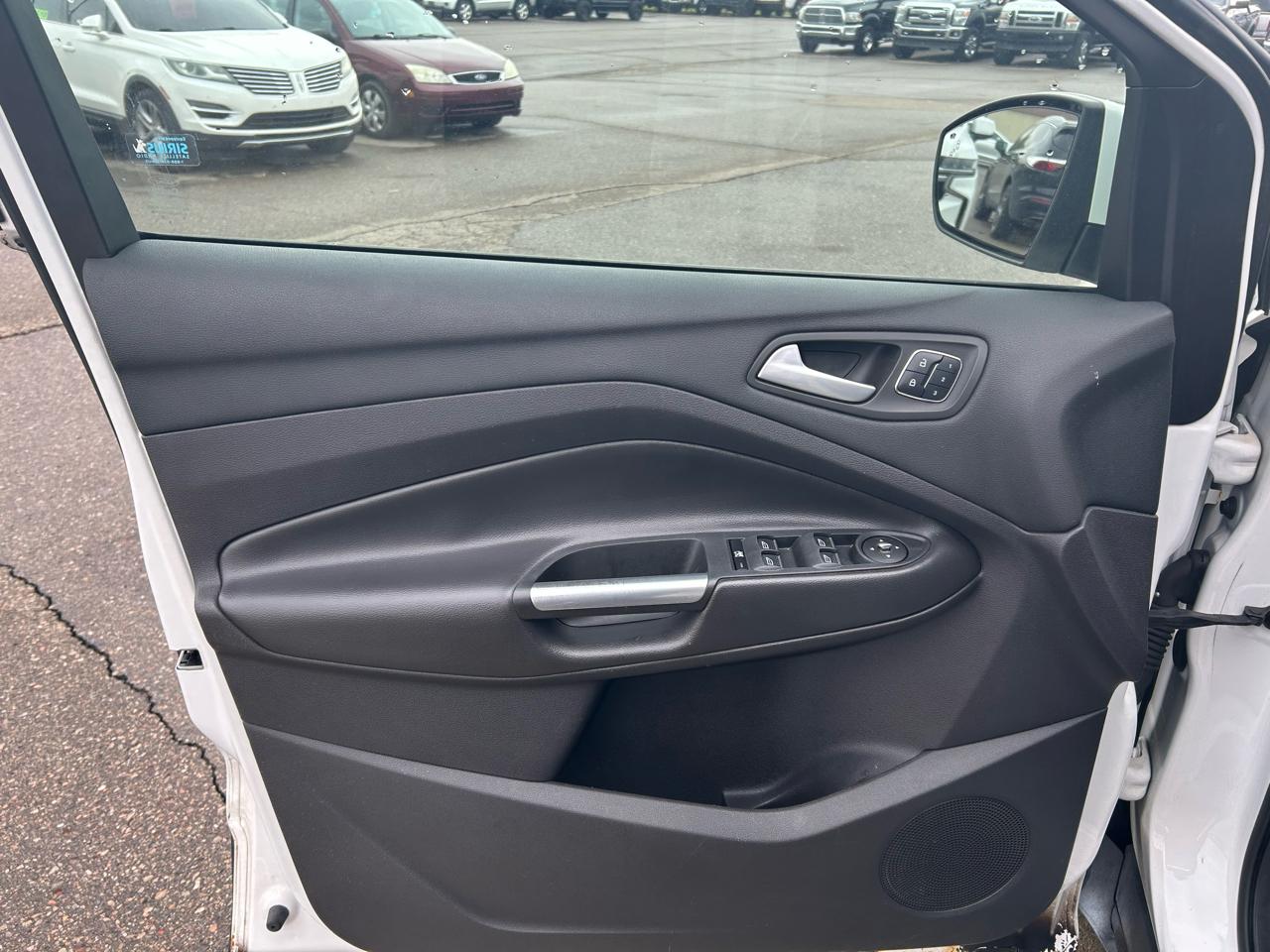 Ford Escape Titanium 4WD 2015