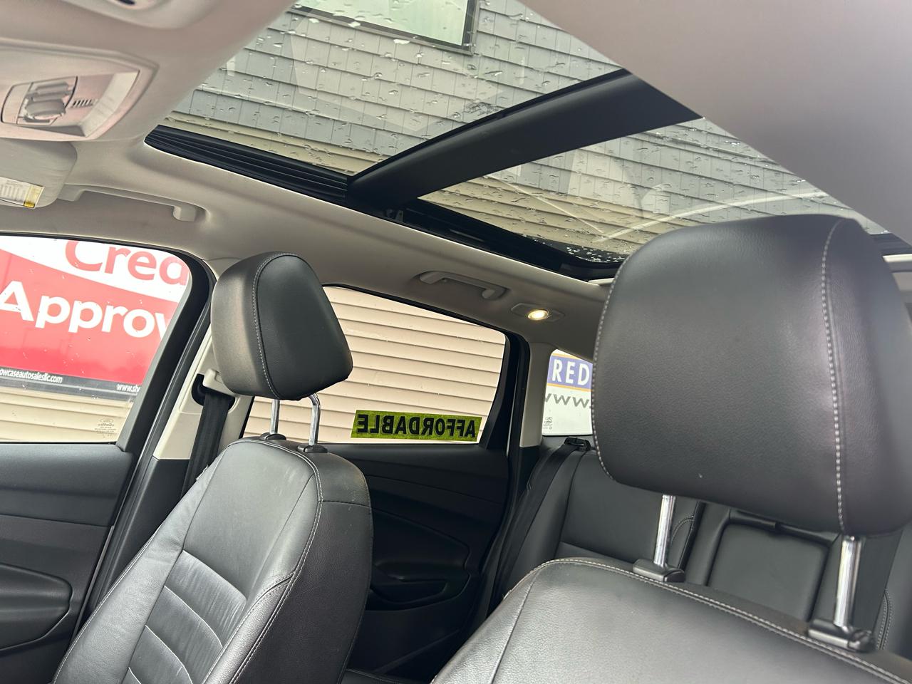 Ford Escape Titanium 4WD 2015