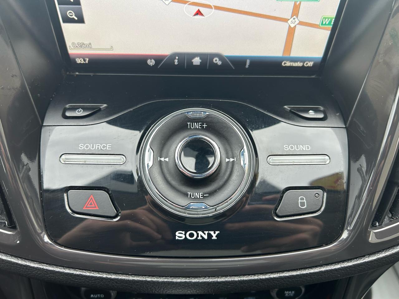 Ford Escape Titanium 4WD 2015