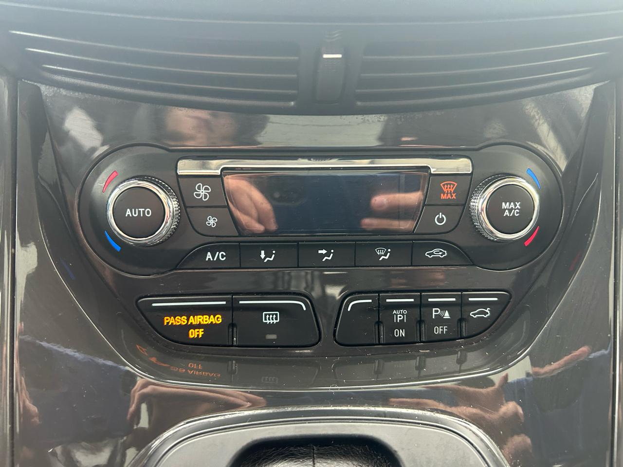Ford Escape Titanium 4WD 2015