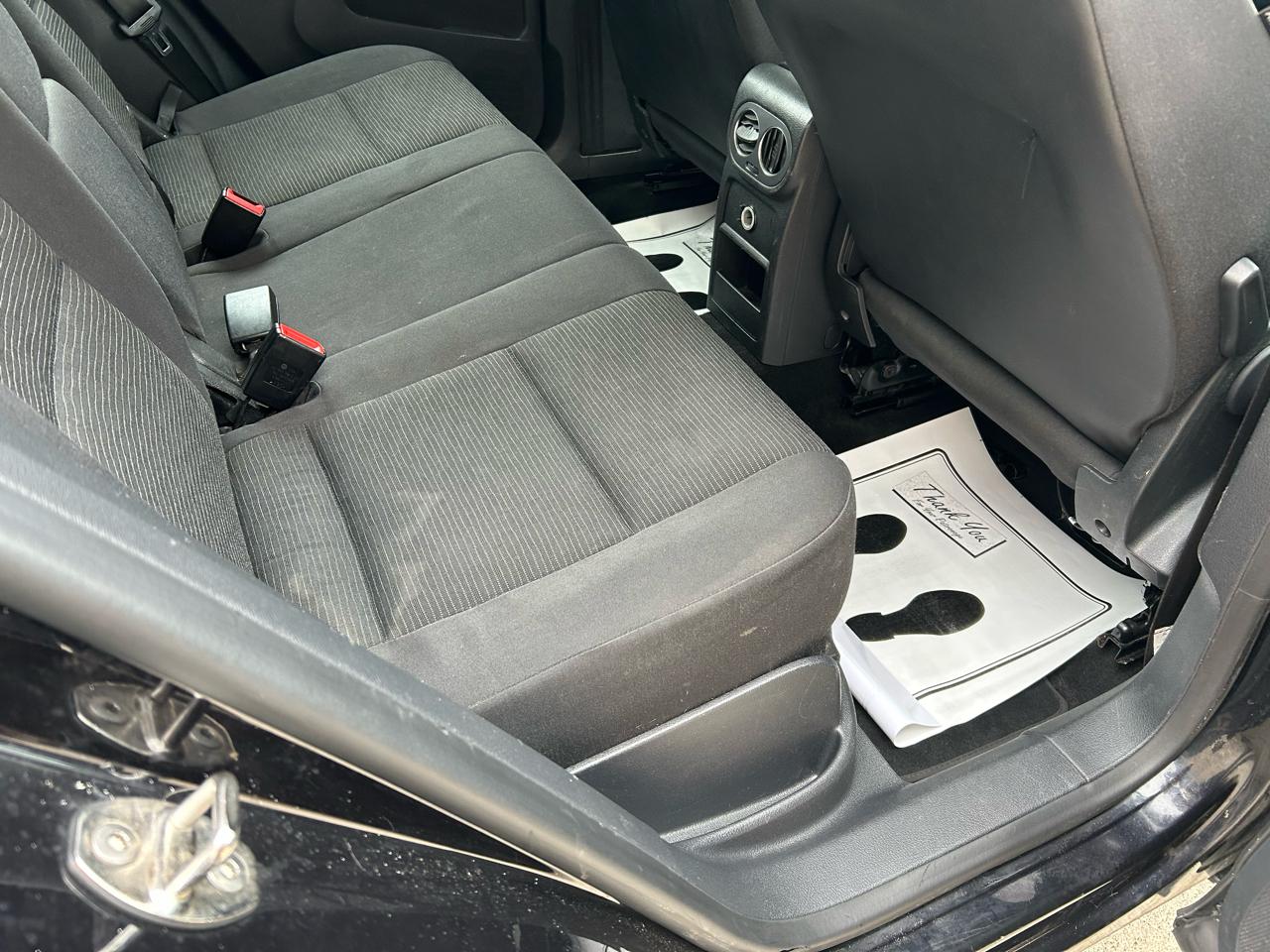 Volkswagen Tiguan S 2012