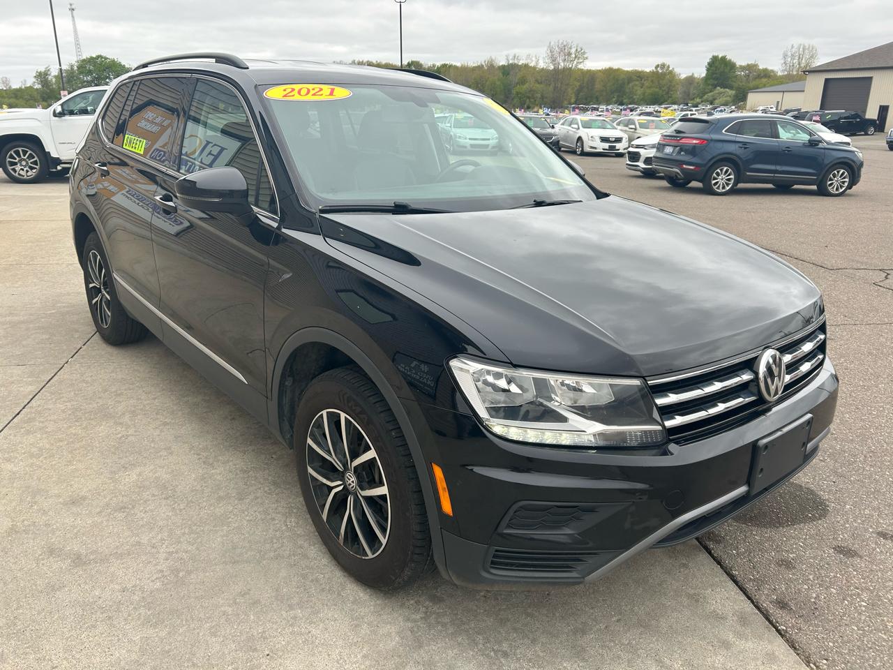 Volkswagen Tiguan SE 4Motion 2021