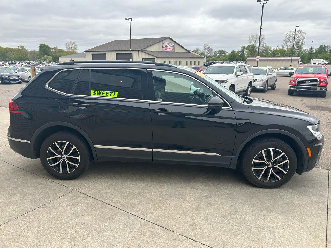 Volkswagen Tiguan SE 4Motion 2021