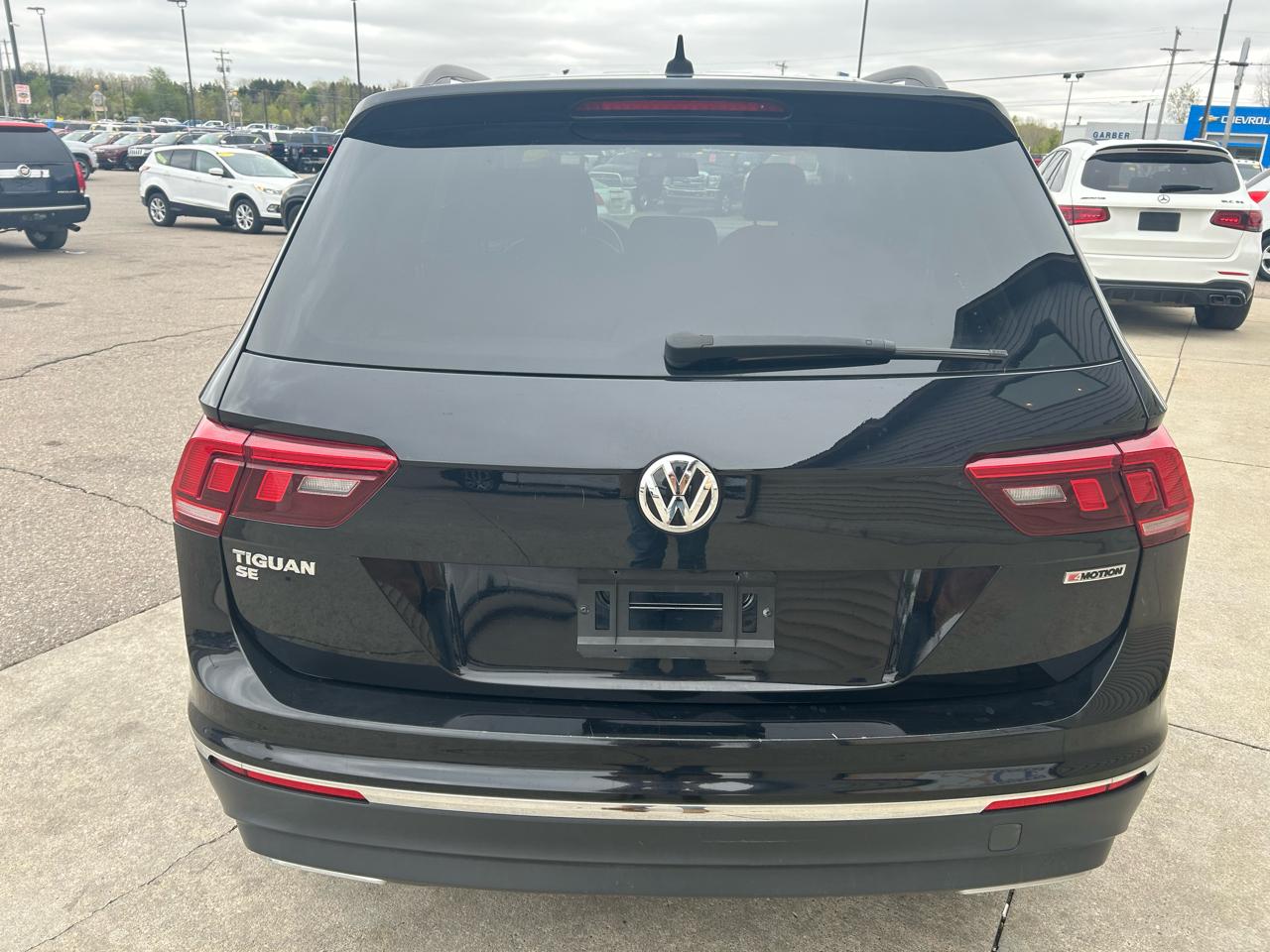 Volkswagen Tiguan SE 4Motion 2021