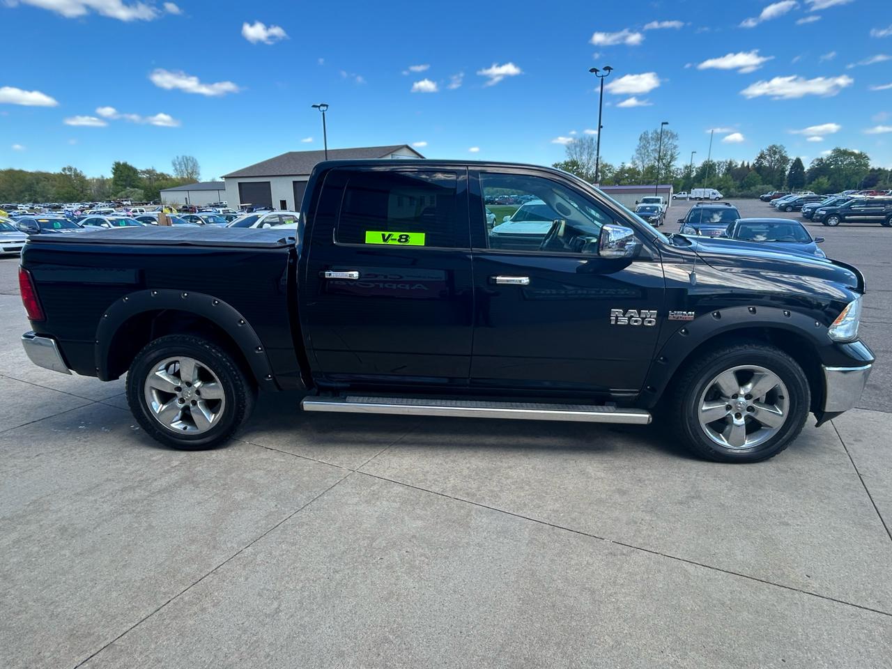 RAM 1500 SLT Crew Cab SWB 4WD 2014