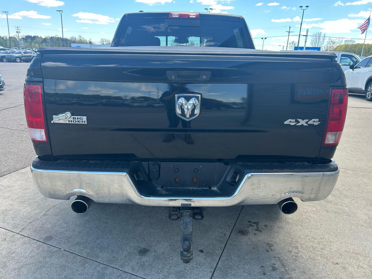 RAM 1500 SLT Crew Cab SWB 4WD 2014