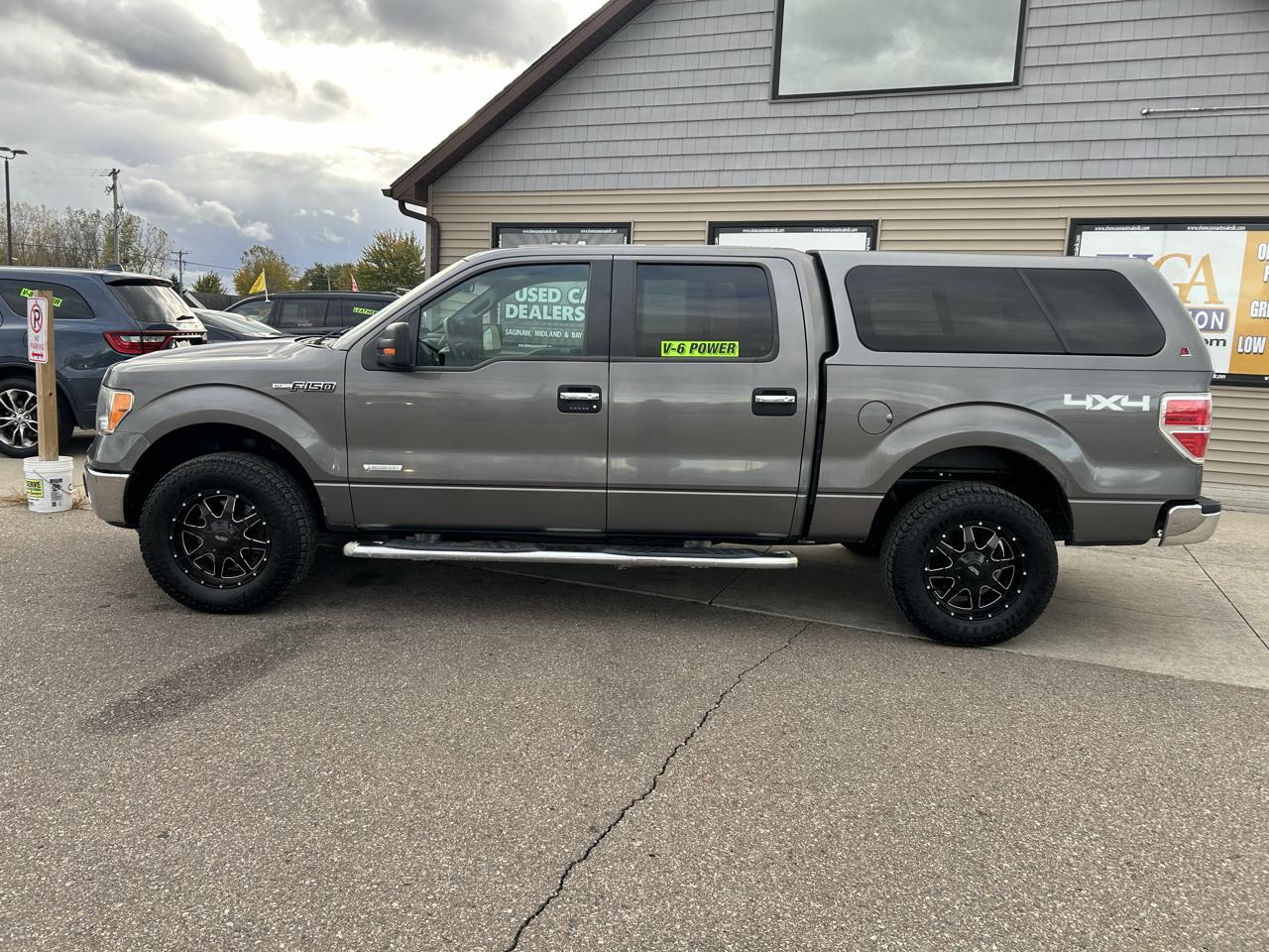Ford F-150 4WD SuperCrew 145" XL 2014