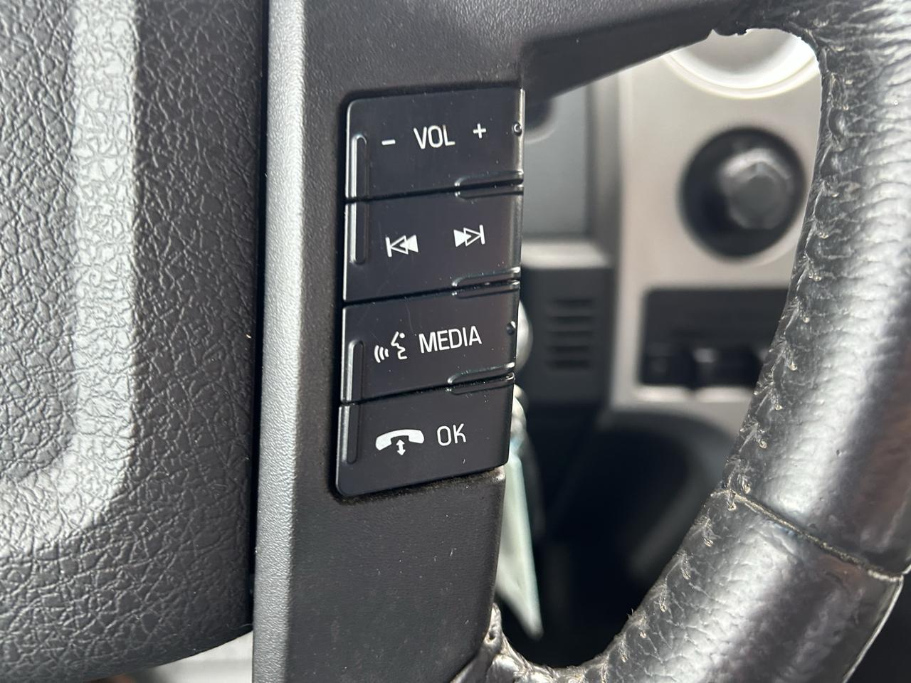 Ford F-150 4WD SuperCrew 145" XL 2014