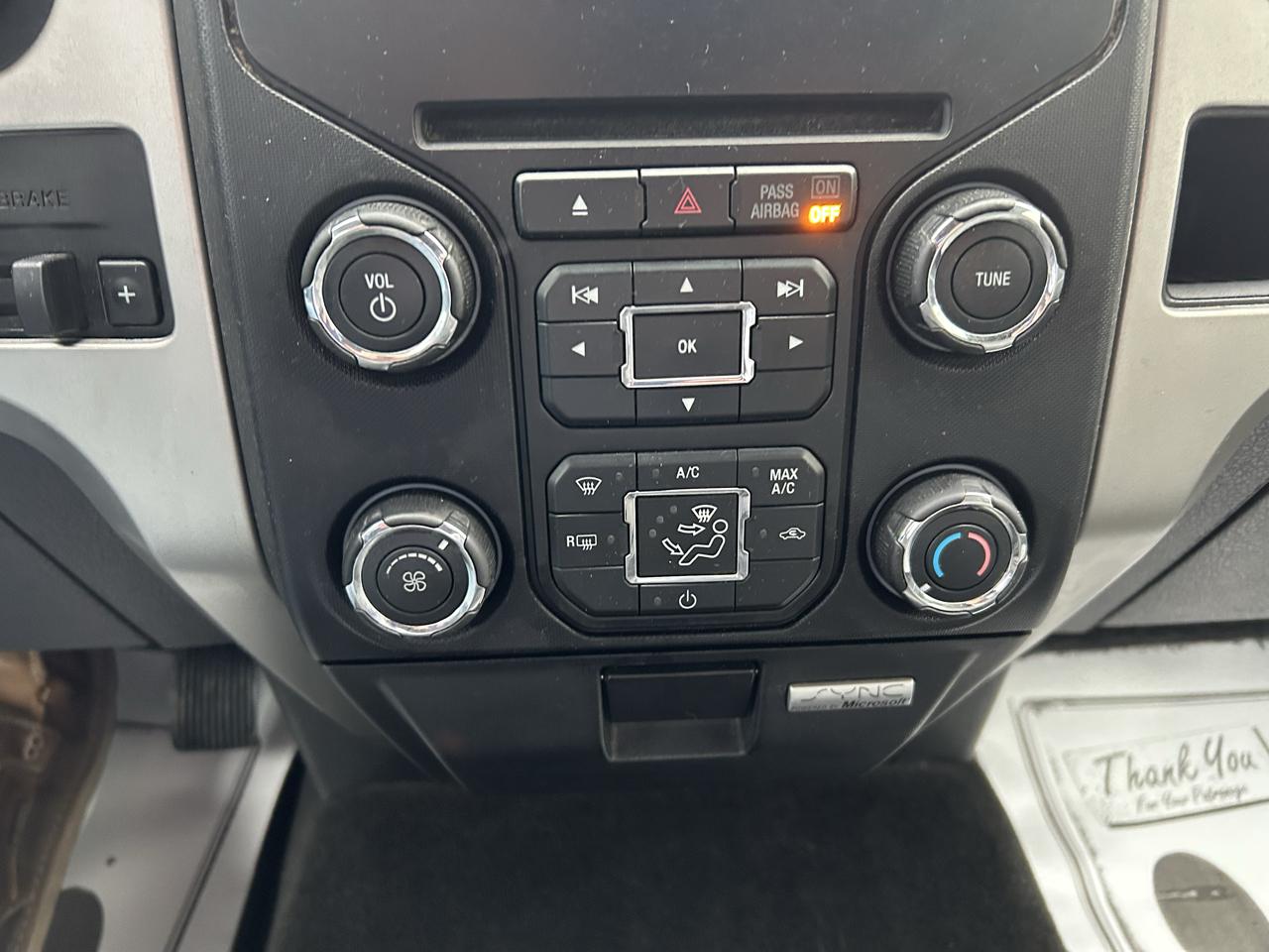 Ford F-150 4WD SuperCrew 145" XL 2014