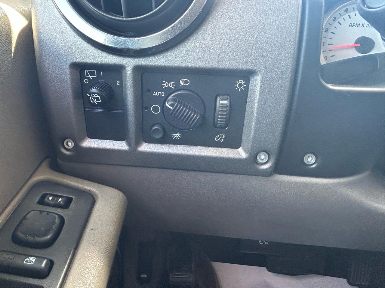 HUMMER H2 Sport Utility 2003