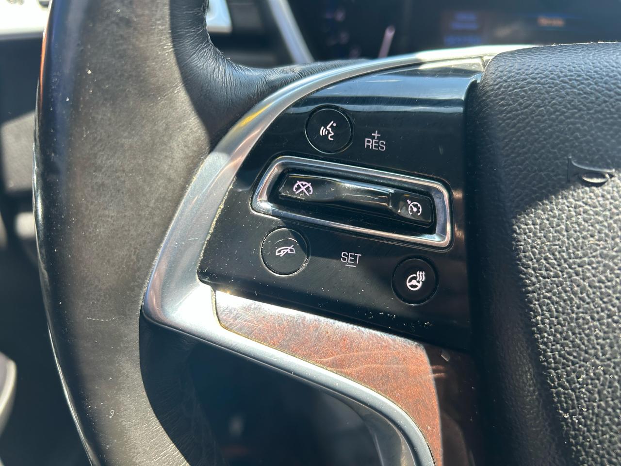 Cadillac SRX Luxury Collection AWD 2015