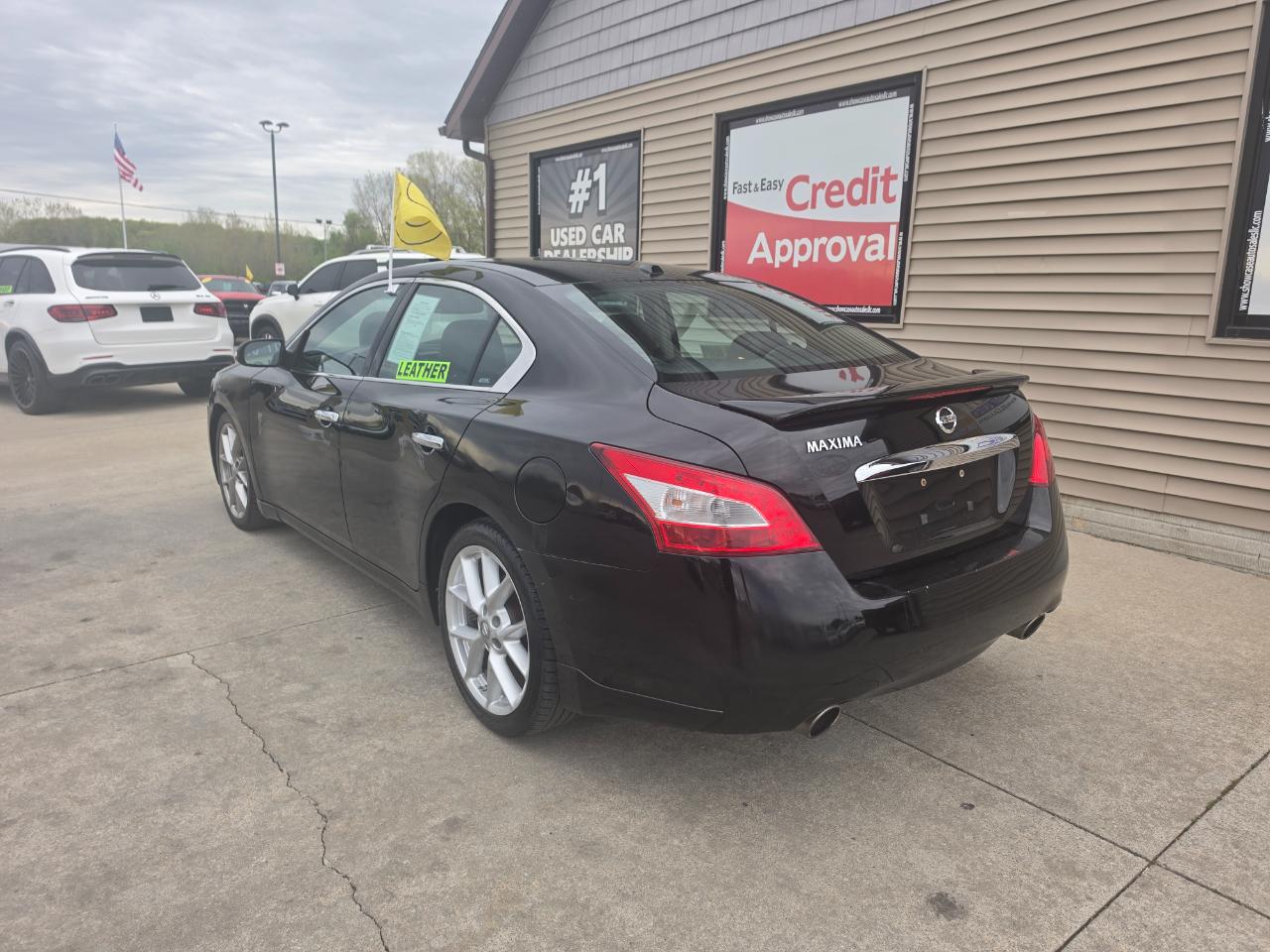 Nissan Maxima SV 2011