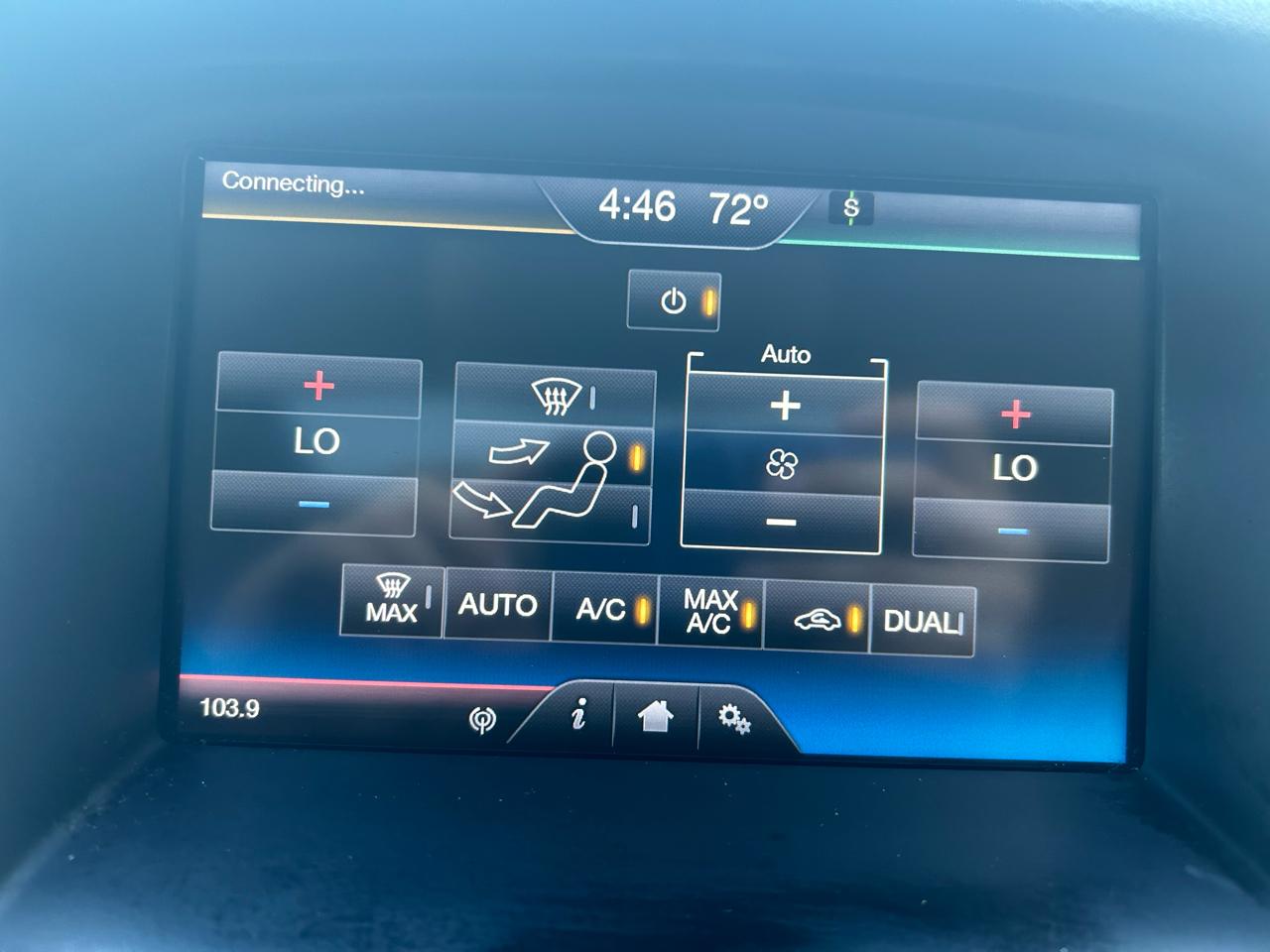 Ford Focus Titanium Hatch 2013