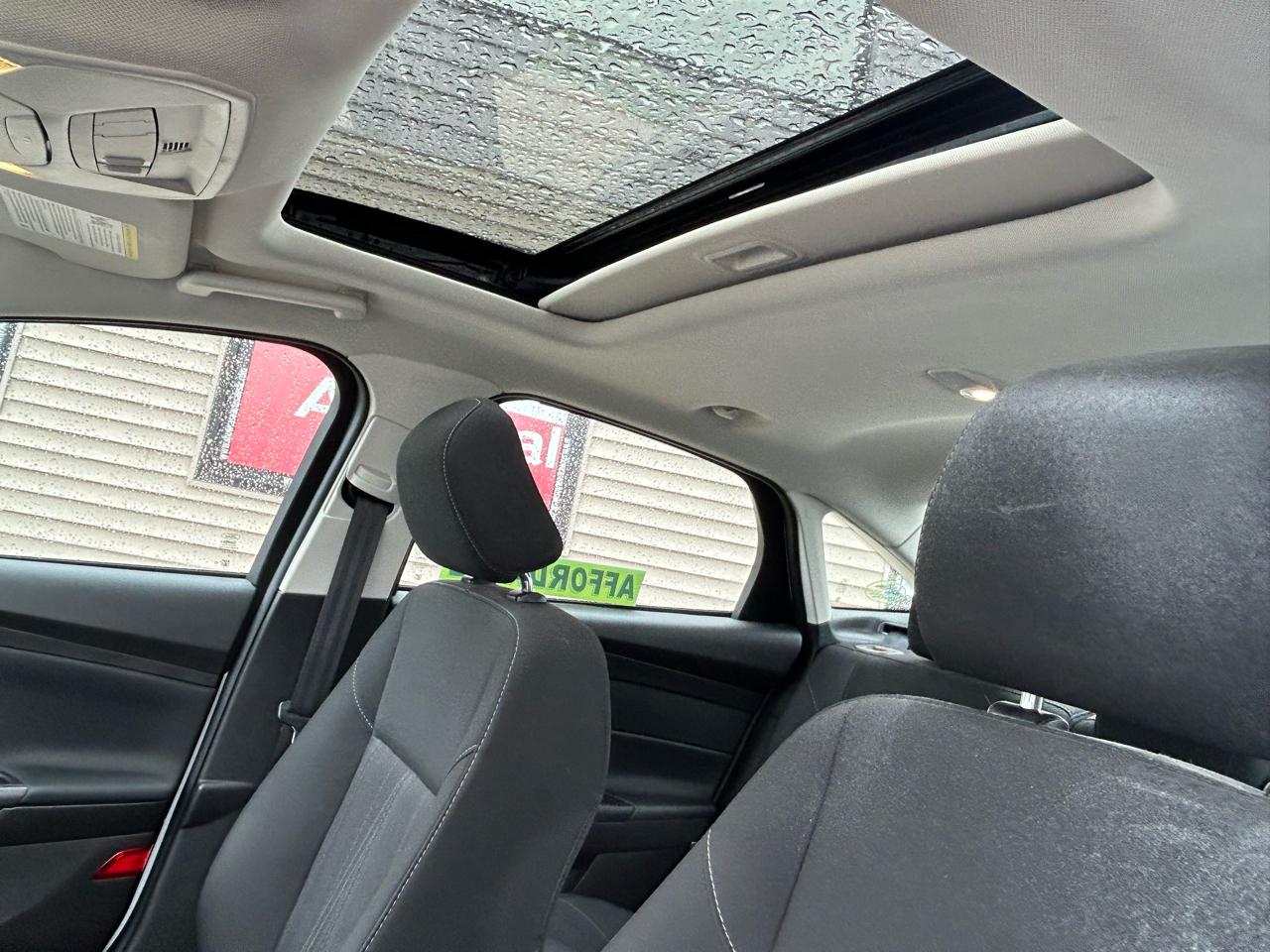Ford Focus SEL Sedan 2017