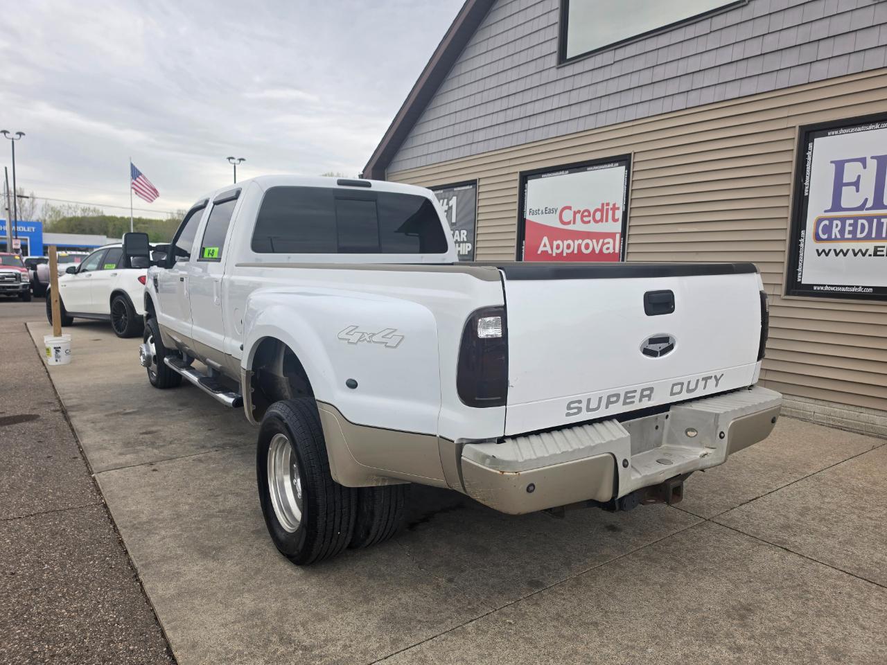 Ford F-350 SD XLT Crew Cab Long Bed DRW 4WD 2008