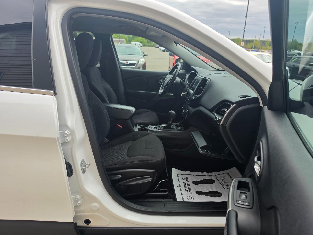 Jeep Cherokee Latitude 4WD 2019