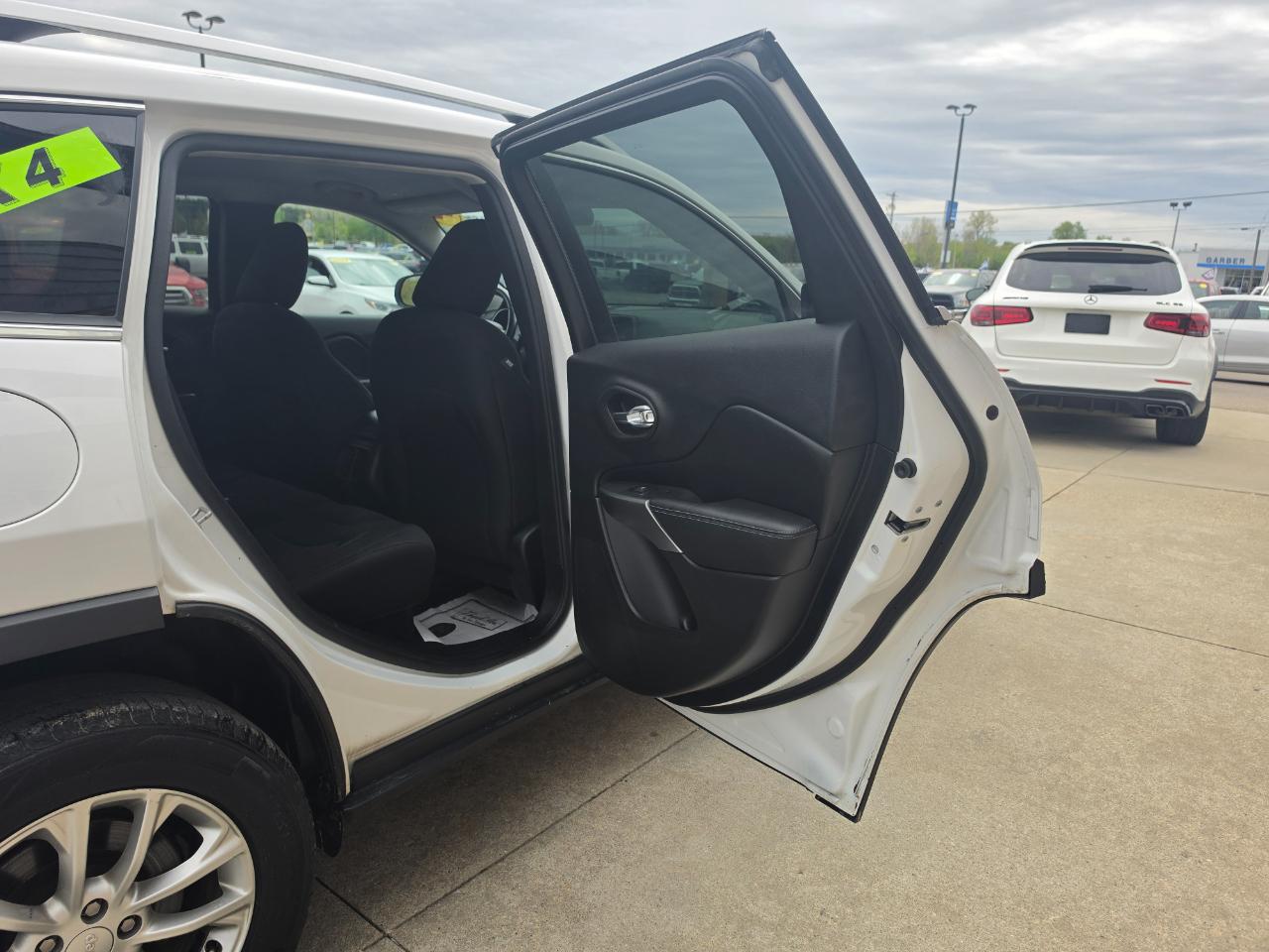 Jeep Cherokee Latitude 4WD 2019