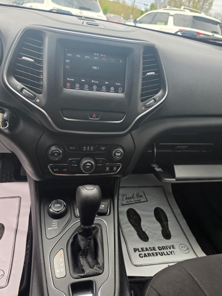 Jeep Cherokee Latitude 4WD 2019