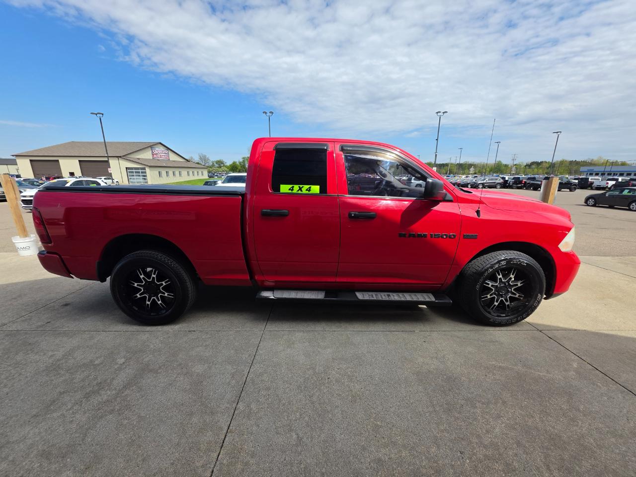 RAM 1500 ST Quad Cab 2WD 2012