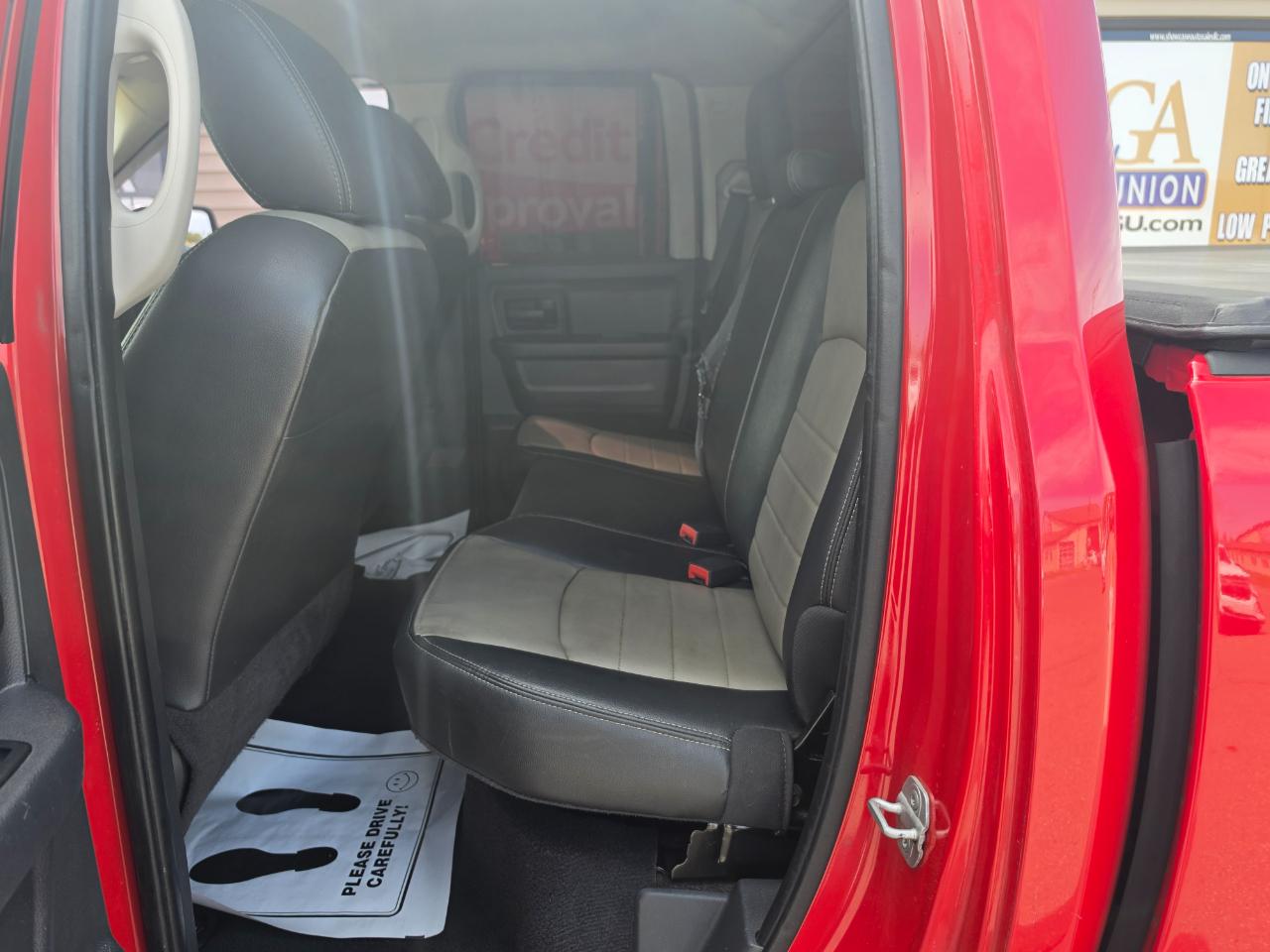 RAM 1500 ST Quad Cab 2WD 2012
