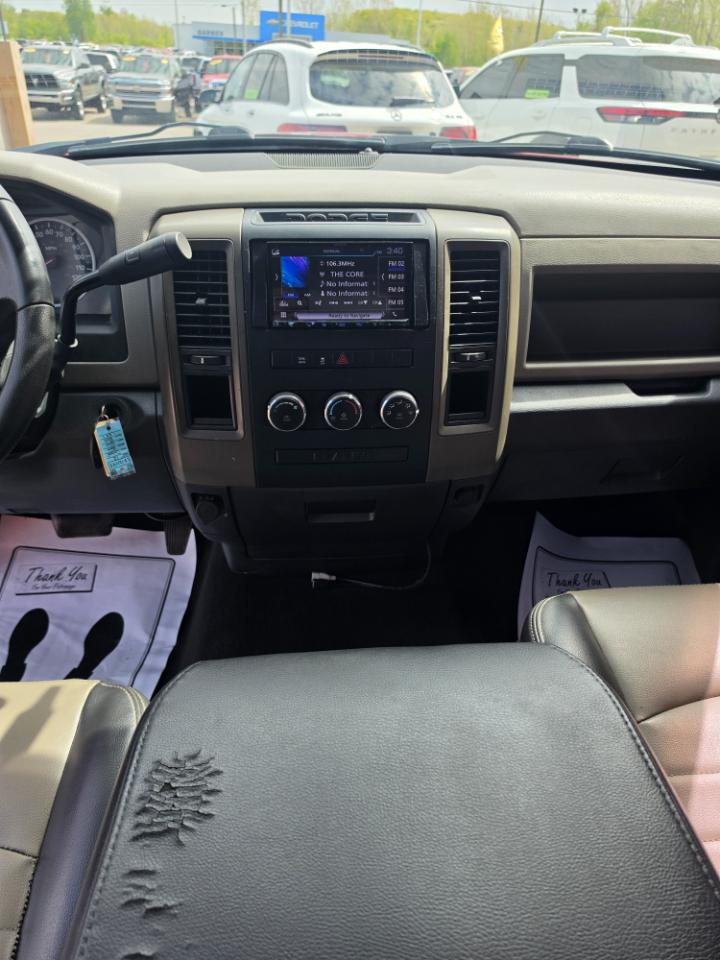 RAM 1500 ST Quad Cab 2WD 2012