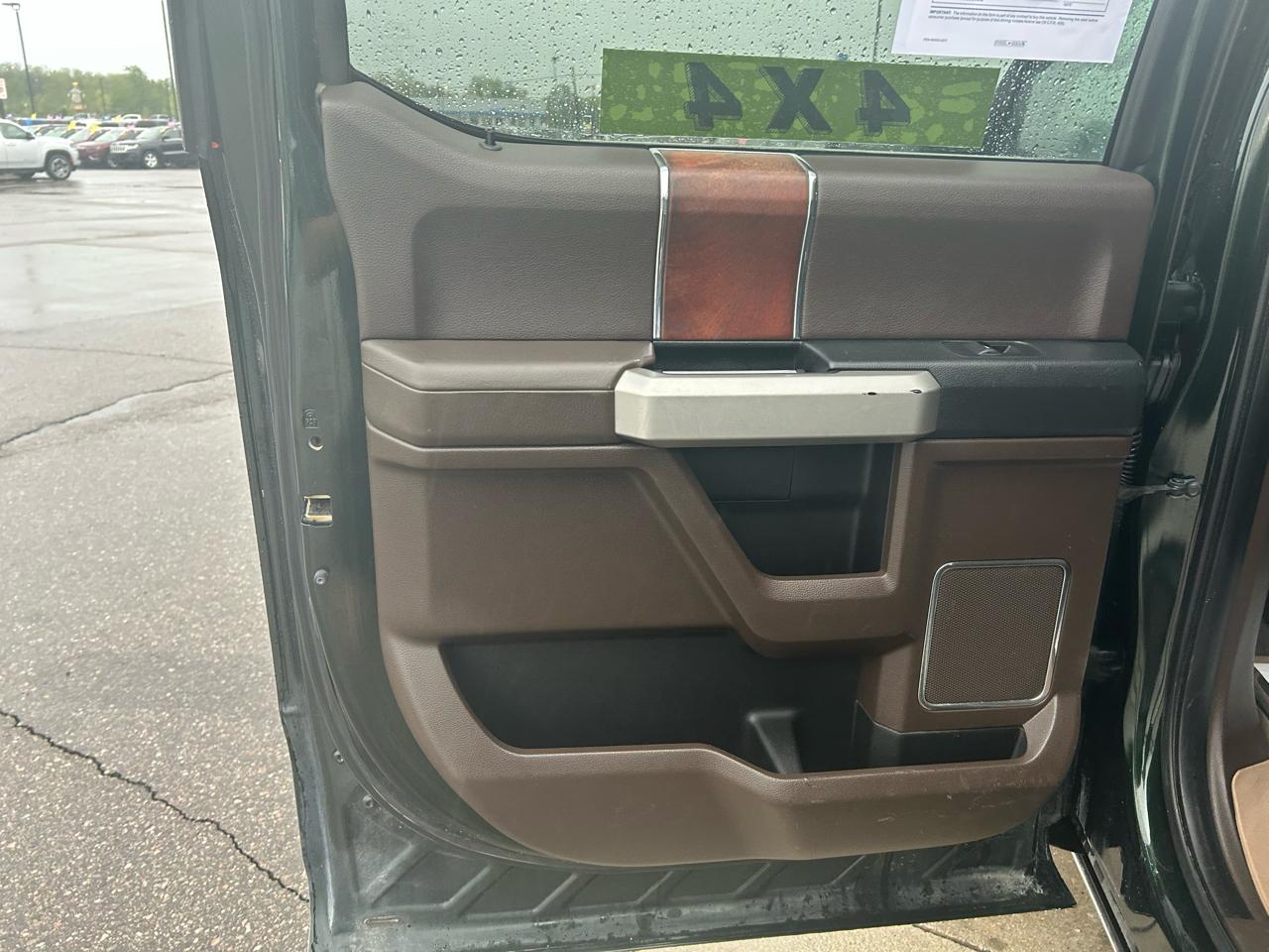 Ford F-150 Lariat SuperCrew 5.5-ft. Bed 4WD 2016
