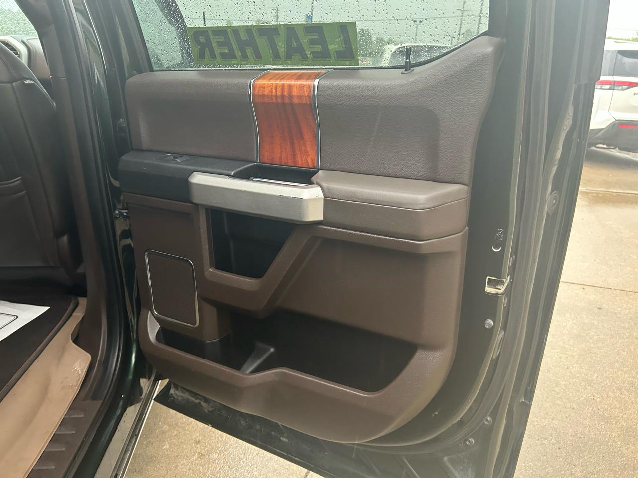 Ford F-150 Lariat SuperCrew 5.5-ft. Bed 4WD 2016