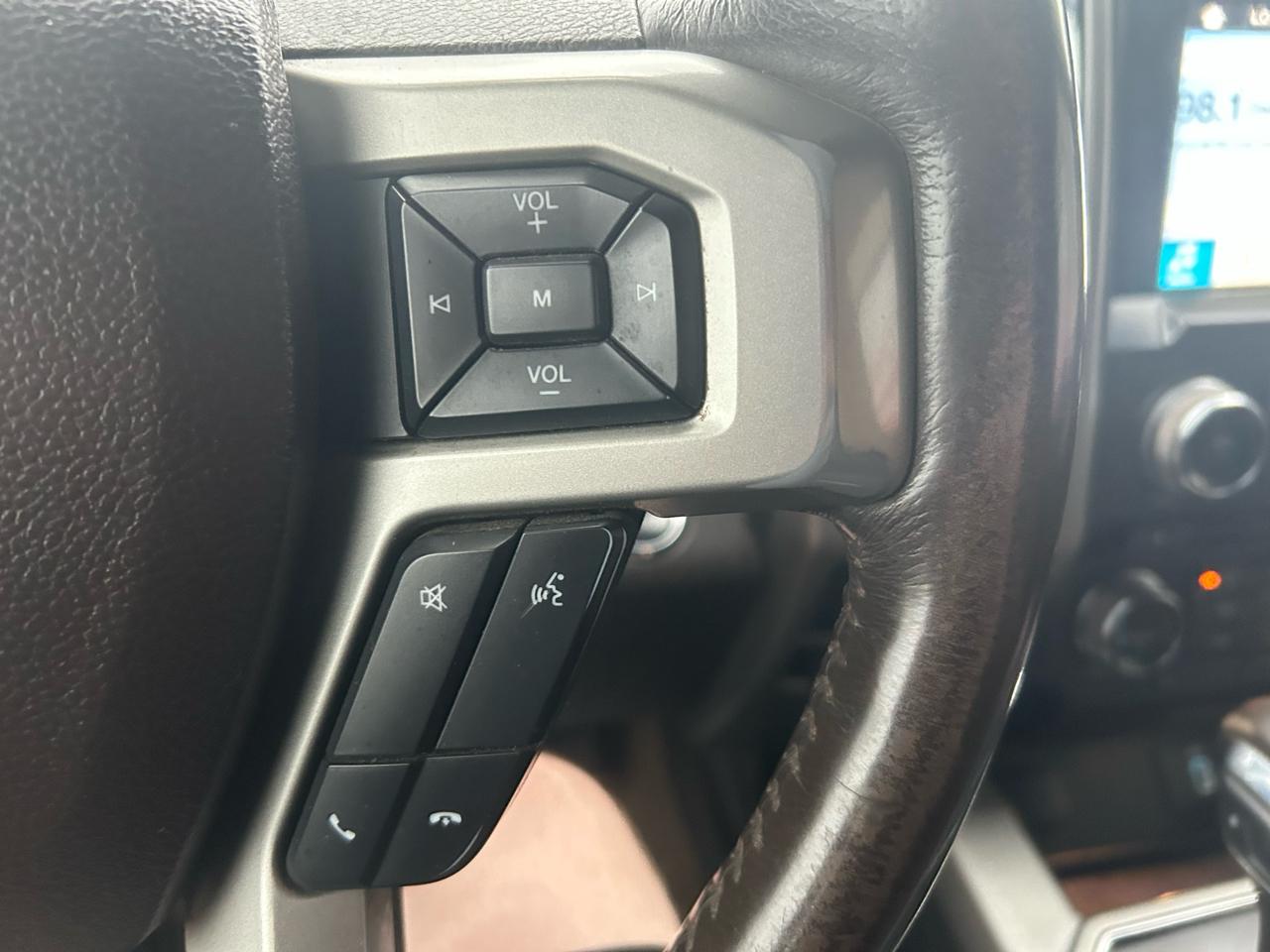 Ford F-150 Lariat SuperCrew 5.5-ft. Bed 4WD 2016