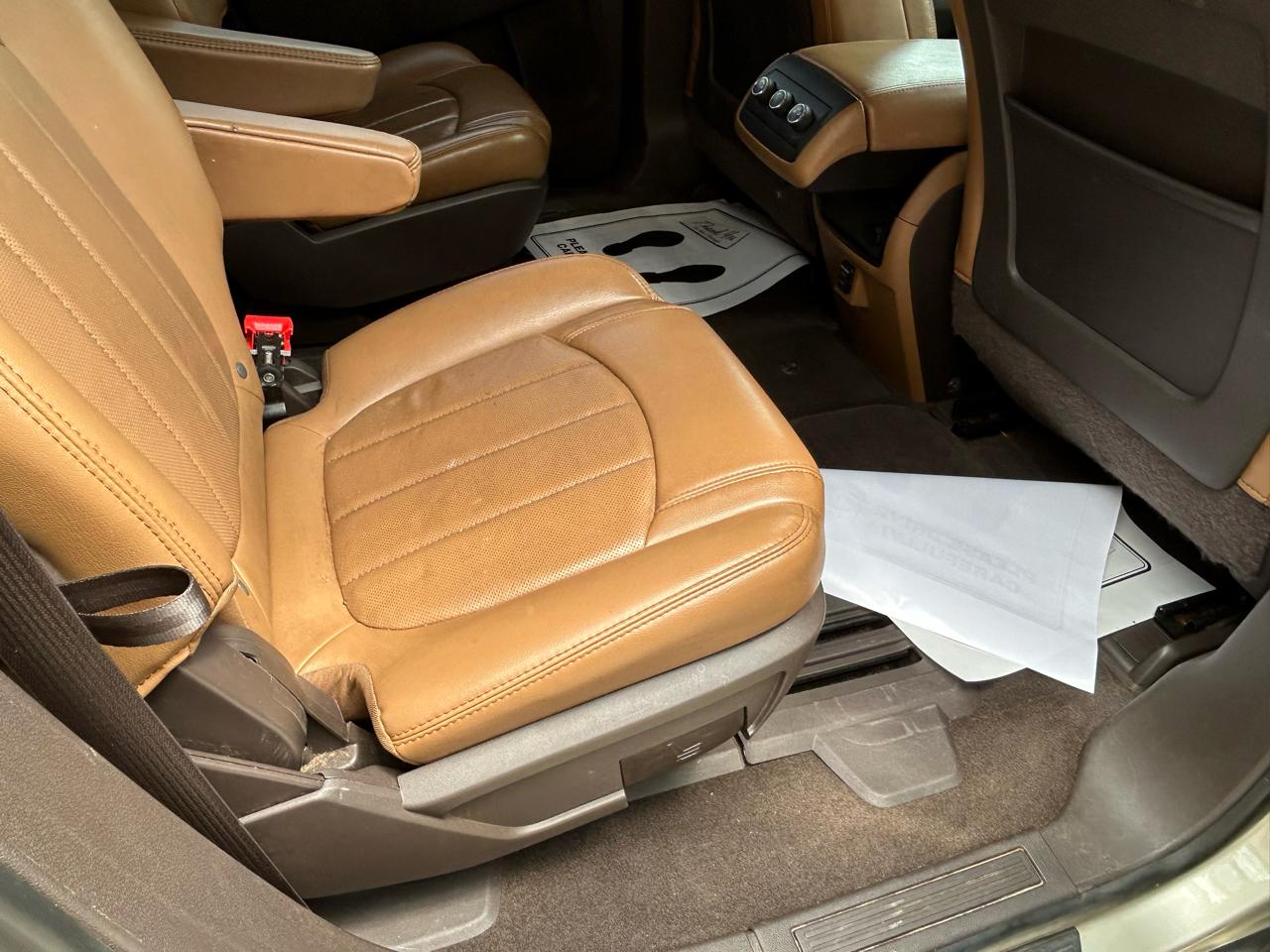 Buick Enclave FWD 4dr Leather 2015