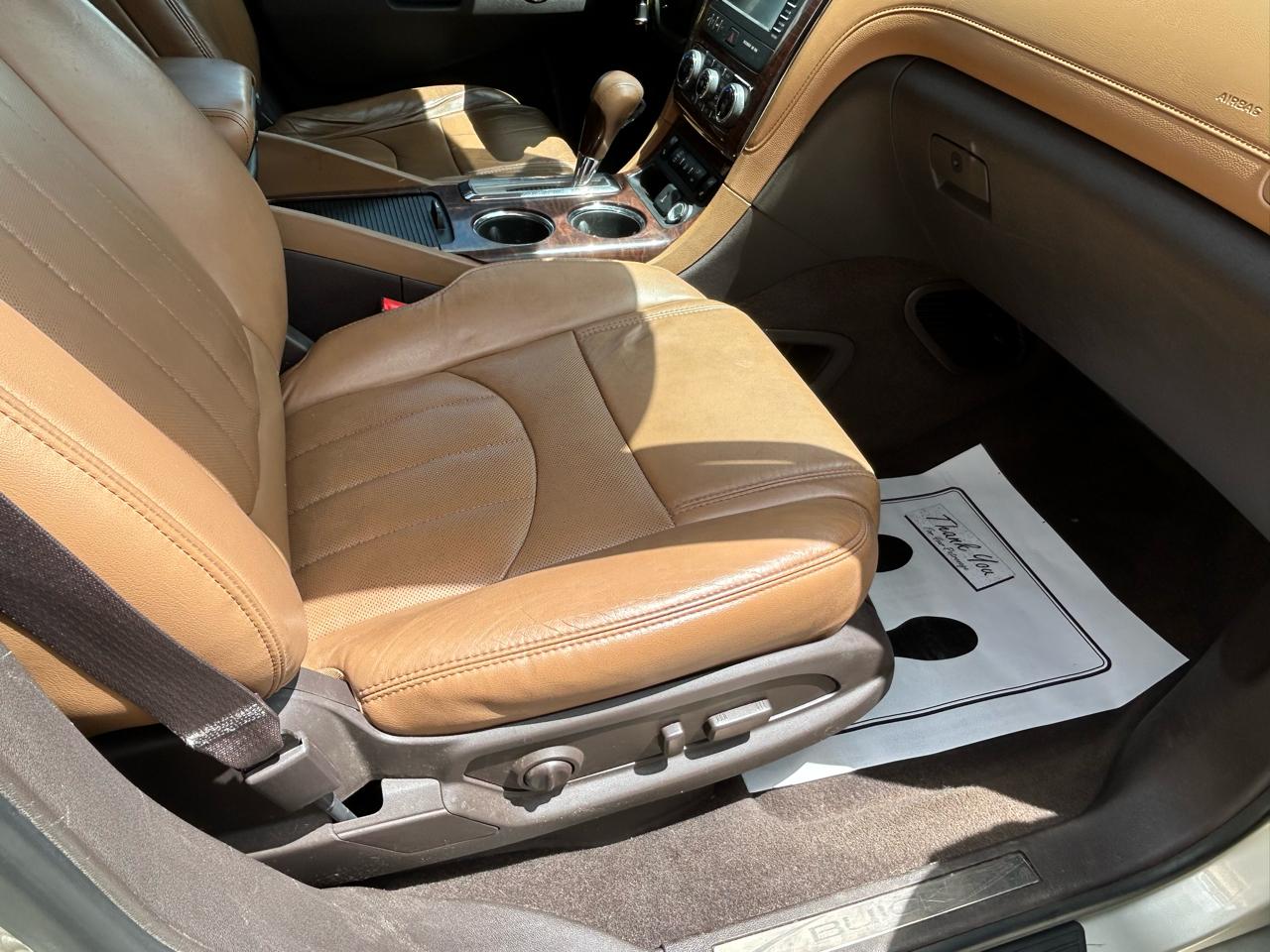 Buick Enclave FWD 4dr Leather 2015